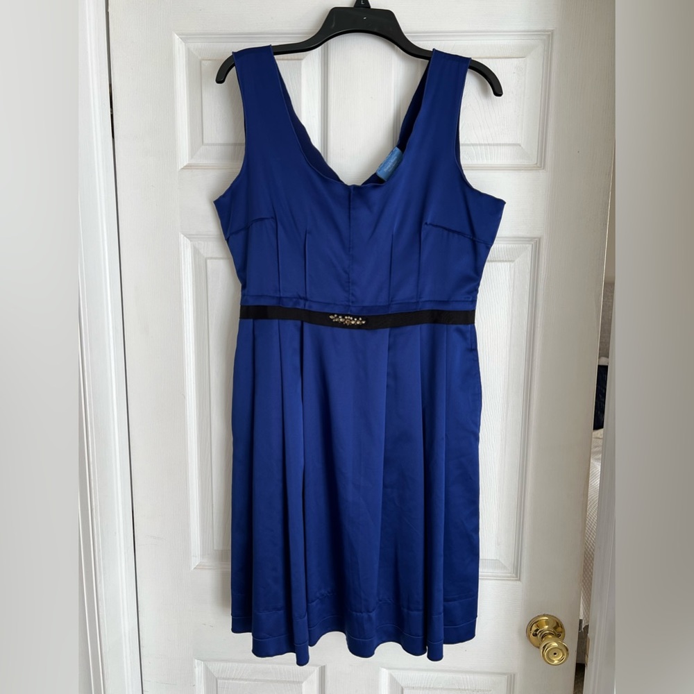 Simply Vera by Vera Wang - blue satin dress